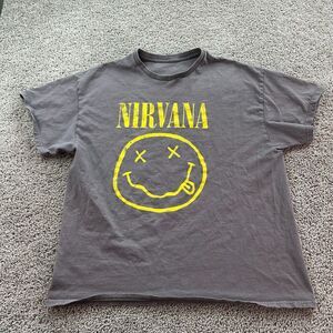 Nirvana Shirt Womens L/XL Gray Yellow Oversized Smile Face Kurt Cobain Ladies *
